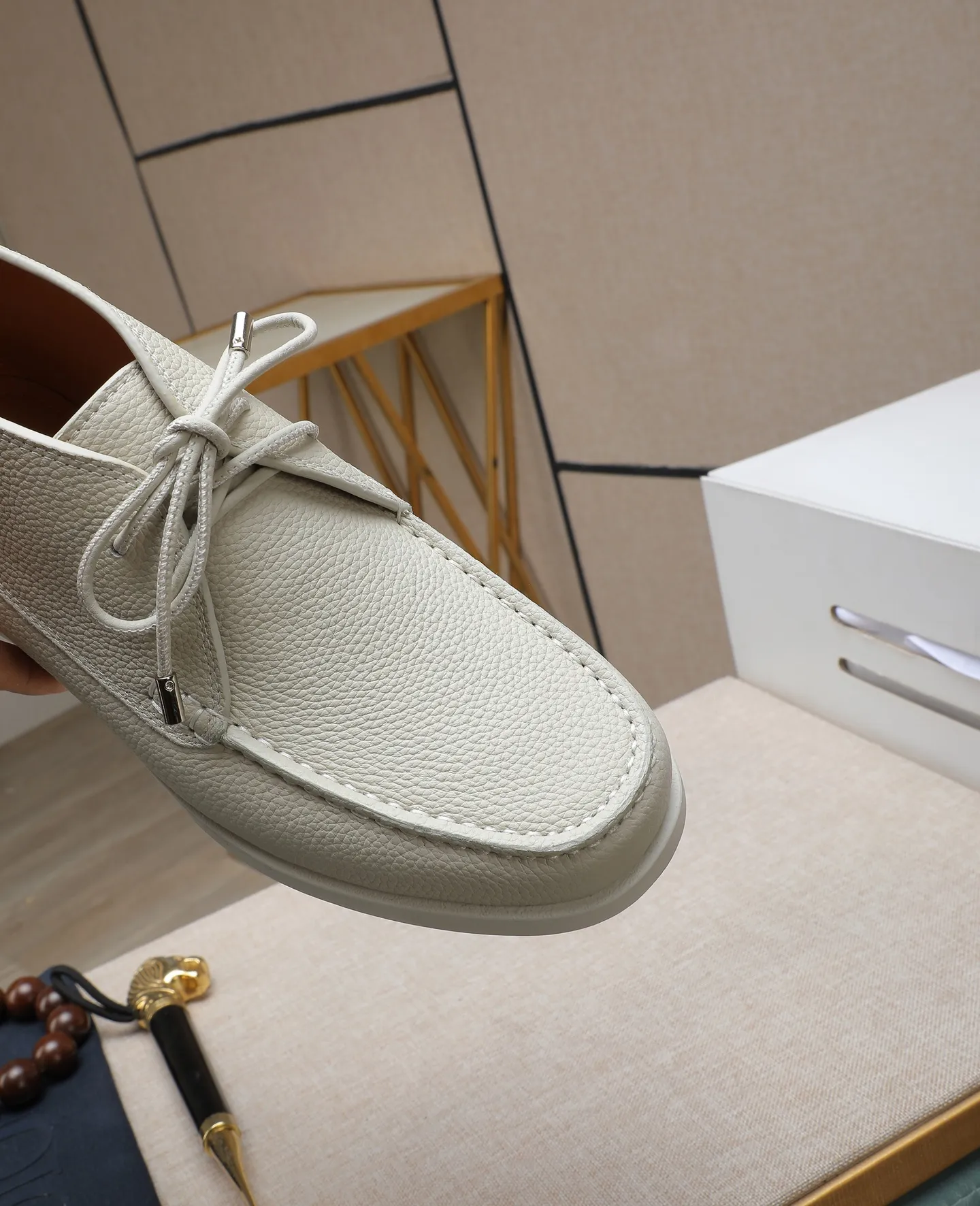 Men's shoes 💰600💰Water-dyed cow lining Original order quality Dior —🆘. Dior Original order purchase, high-end leather shoes, fabric: Made of Italian imported cowhide➕Water-dyed cow lining/cowhide lining➕Specially available original outsole, fine workmanship, real-life photos🎬Size: 38-44 (with full set of packaging)
